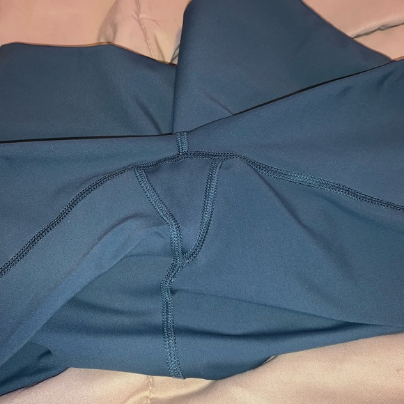 Leggings - Picture 2 of 5